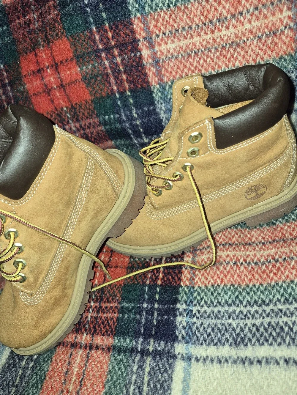 Classic Wheat Timberland Boots Size 13k Like New!!!